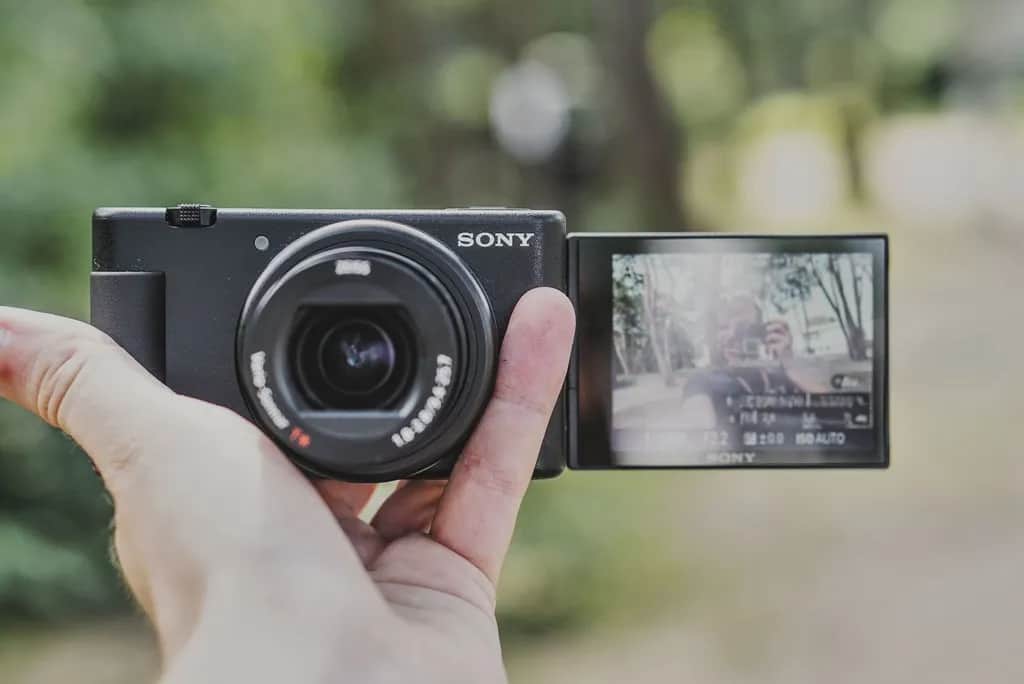 Jaki aparat kompaktowy wybrać, aby uniknąć rozczarowania?