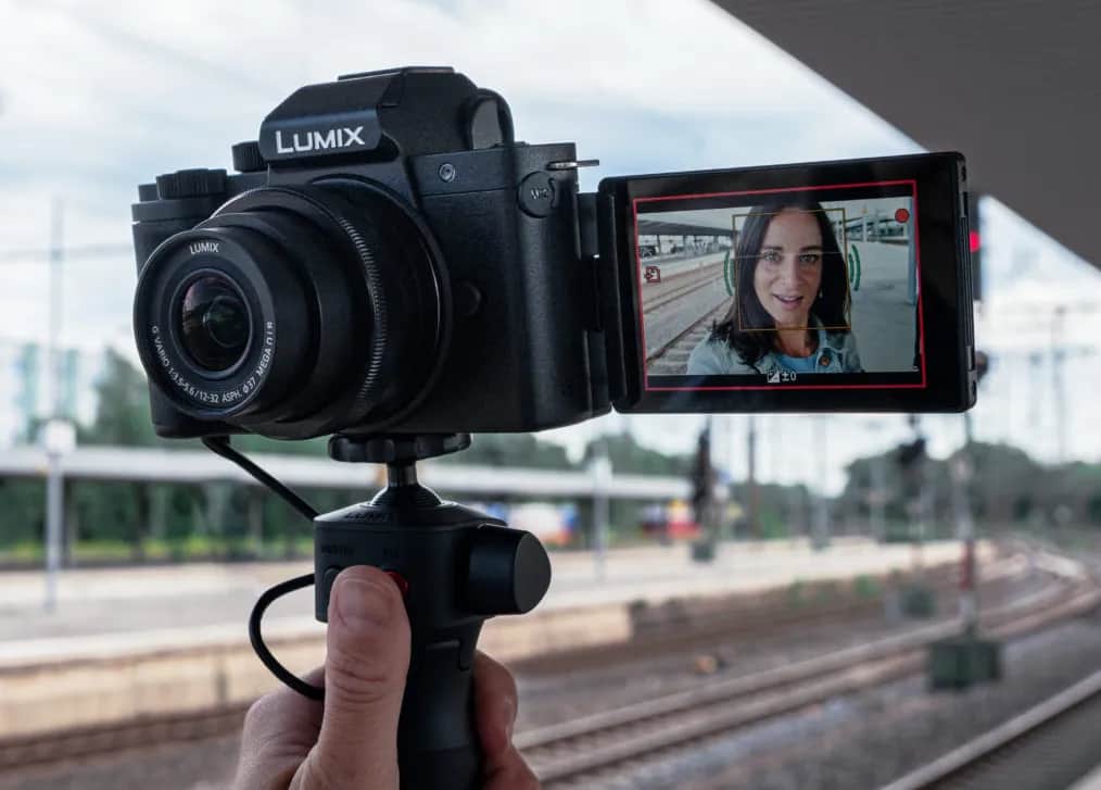 Jaki aparat do vlogowania wybrać? porównanie najlepszych modeli dla vlogerów