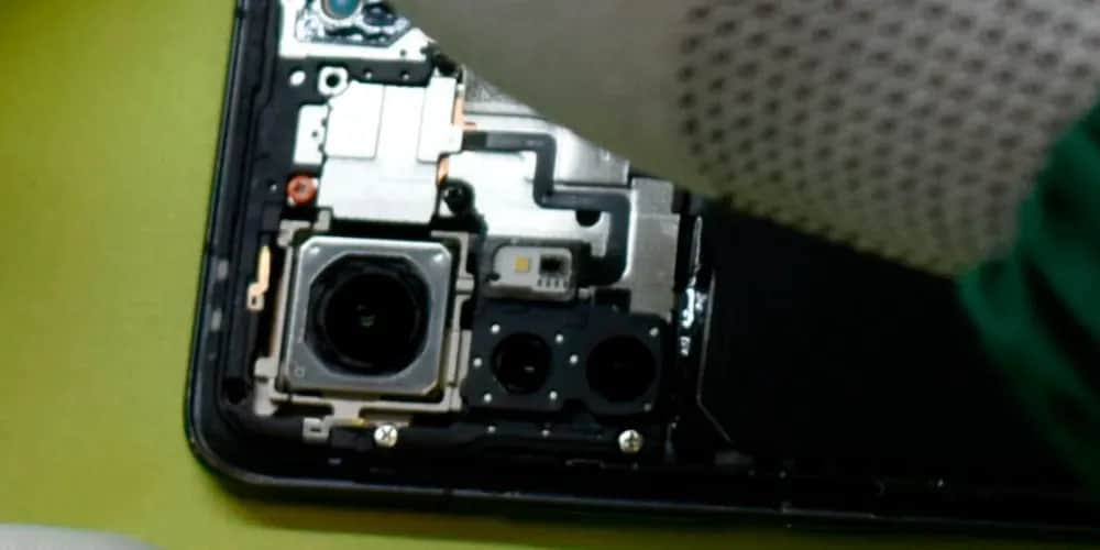 Ile naprawdę kosztuje wymiana tylnego aparatu w telefonie? Sprawdź ceny i oszczędź!