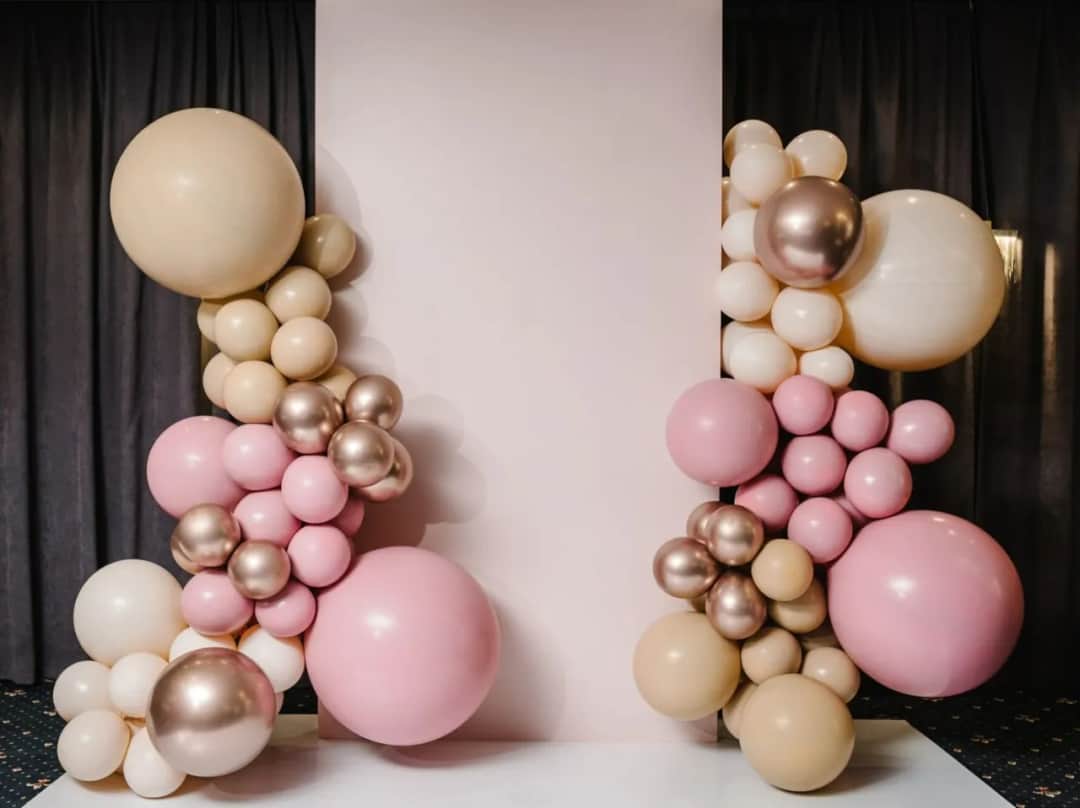 Jak samemu zrobić ściankę do zdjęć, aby zaskoczyć gości na imprezie