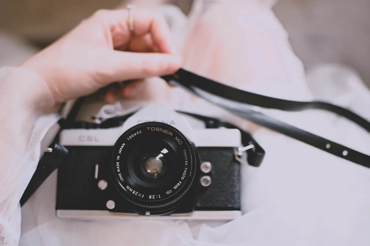 Uchwycić napięcie wygranej: światło, emocje i glamour w polskich salonach gry