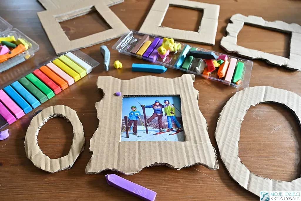 Jak zrobić ramkę na zdjęcie z tektury i uniknąć typowych błędów